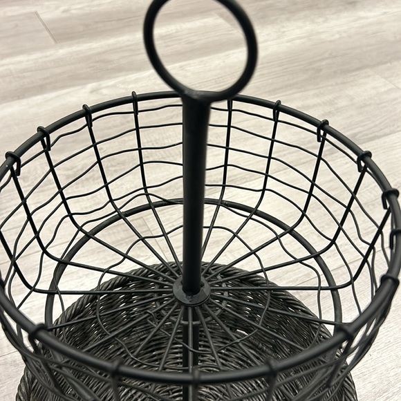 Beautiful Fruit Basket - Picture 2 of 3